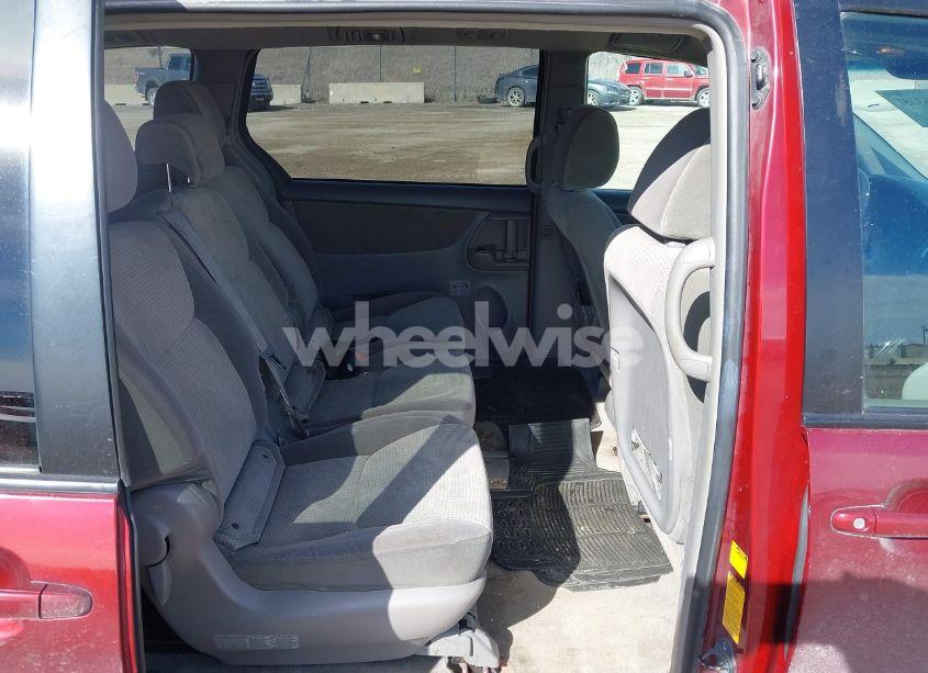 Photo 8 of 2009 Toyota Sienna LE (VIN 5TDZK23C39S259577)