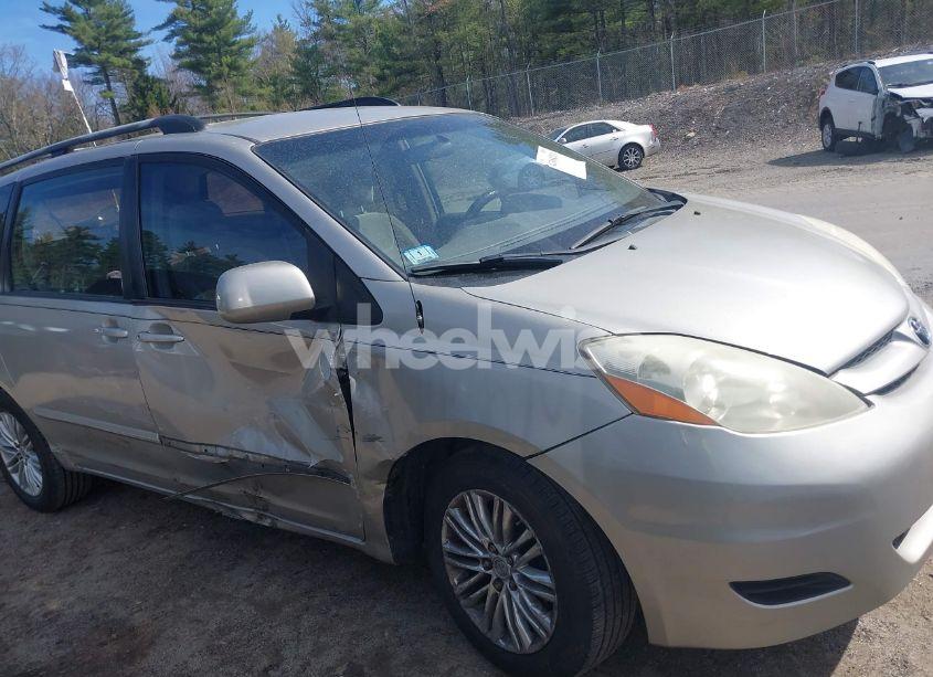 Photo 6 of 2007 Toyota Sienna CE (VIN 5TDZK23C47S048661)