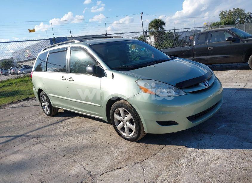 2007 Toyota Sienna LE (VIN 5TDZK23C47S061006) main photo