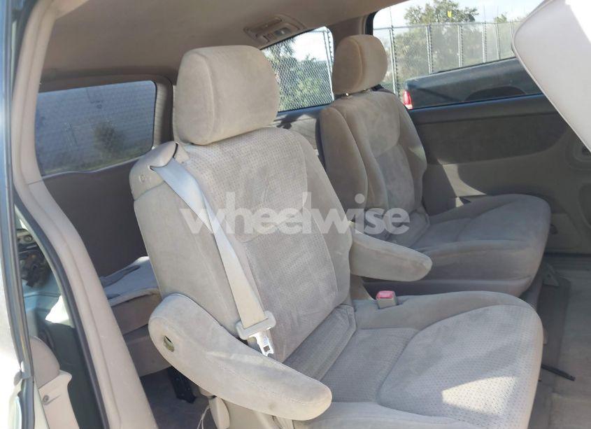 Photo 8 of 2007 Toyota Sienna LE (VIN 5TDZK23C47S061006)