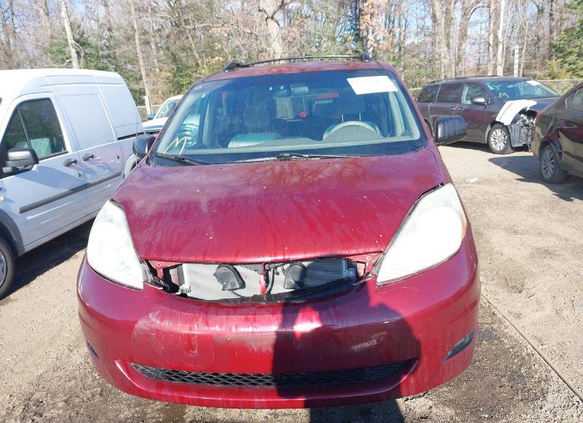 Photo 12 of 2007 Toyota Sienna LE (VIN 5TDZK23C47S084558)