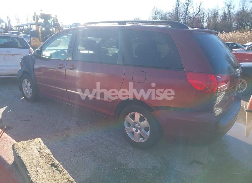 Photo 3 of 2007 Toyota Sienna LE (VIN 5TDZK23C47S092708)