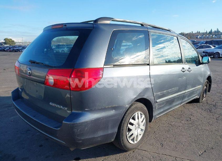 Photo 4 of 2007 Toyota Sienna CE (VIN 5TDZK23C47S096161)