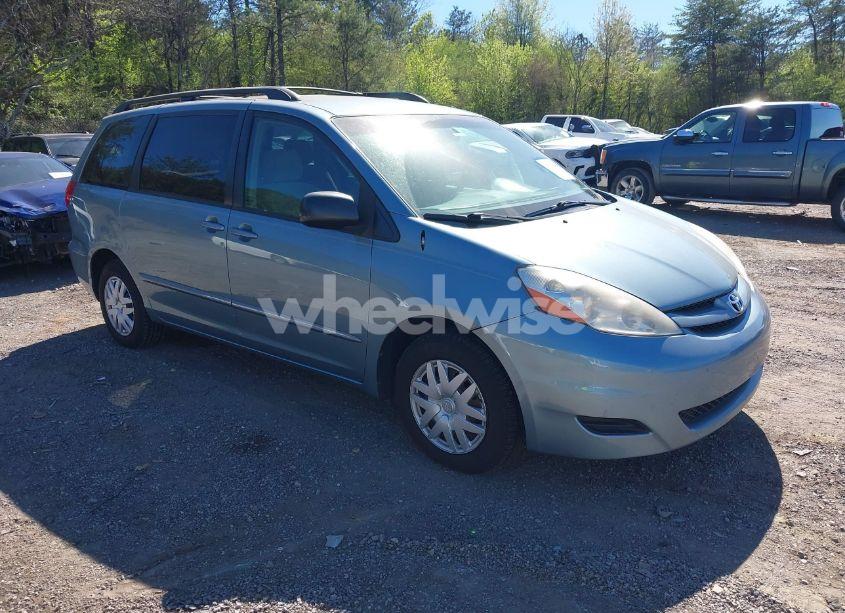 2008 Toyota Sienna LE (VIN 5TDZK23C48S117074) main photo
