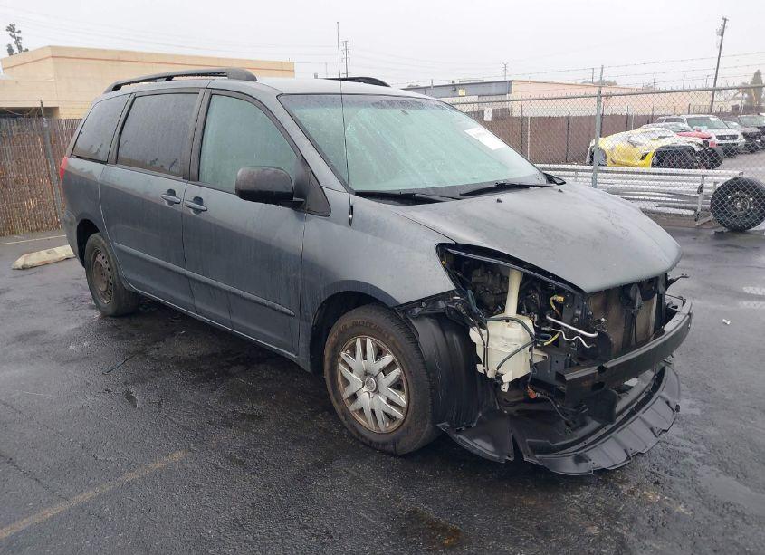 2008 Toyota Sienna LE (VIN 5TDZK23C48S145778) main photo