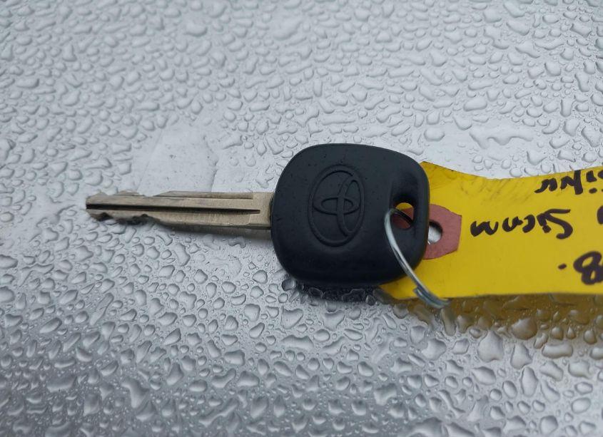 Photo 11 of 2008 Toyota Sienna LE (VIN 5TDZK23C48S145778)