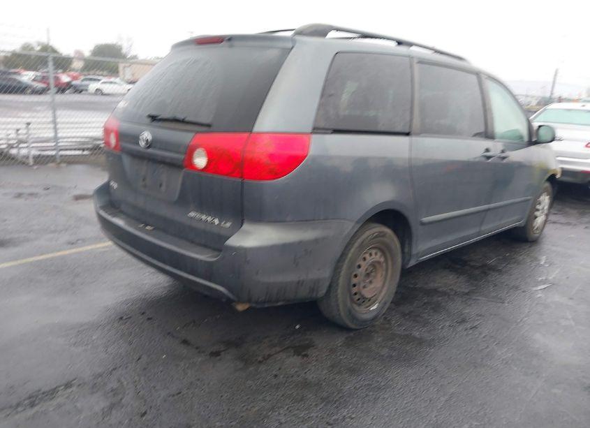 Photo 4 of 2008 Toyota Sienna LE (VIN 5TDZK23C48S145778)