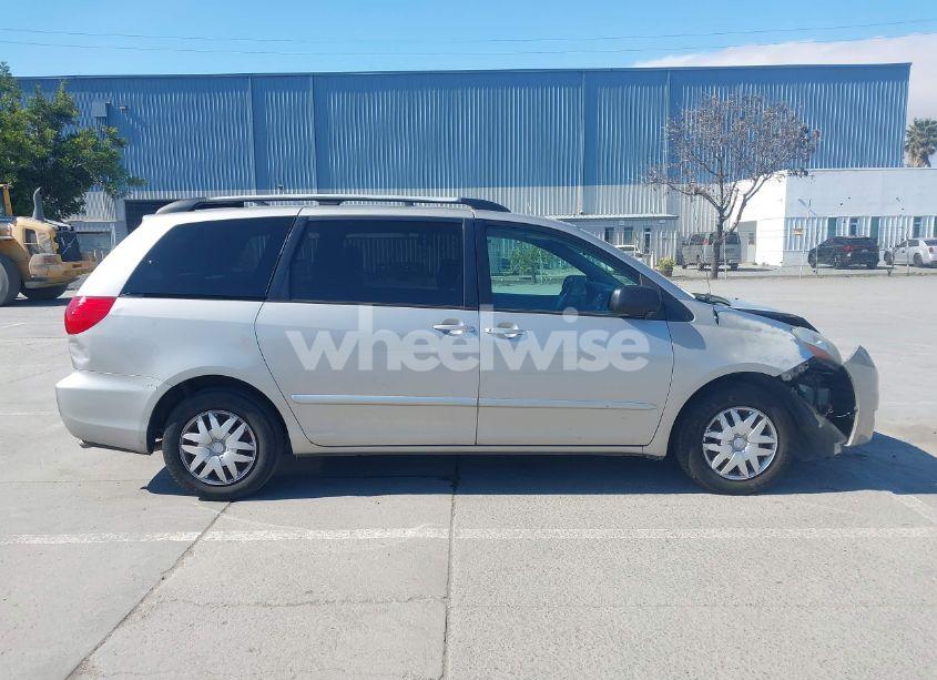 Photo 13 of 2008 Toyota Sienna LE (VIN 5TDZK23C48S161771)