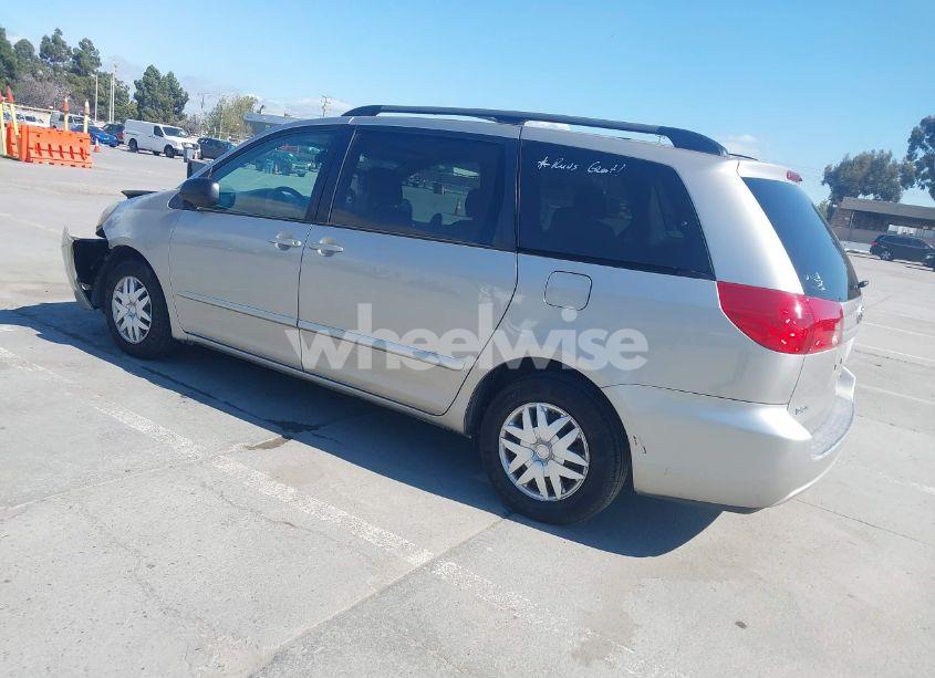 Photo 3 of 2008 Toyota Sienna LE (VIN 5TDZK23C48S161771)