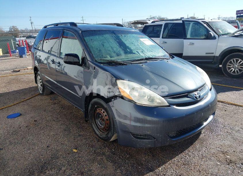 2008 Toyota Sienna LE (VIN 5TDZK23C48S175654) main photo