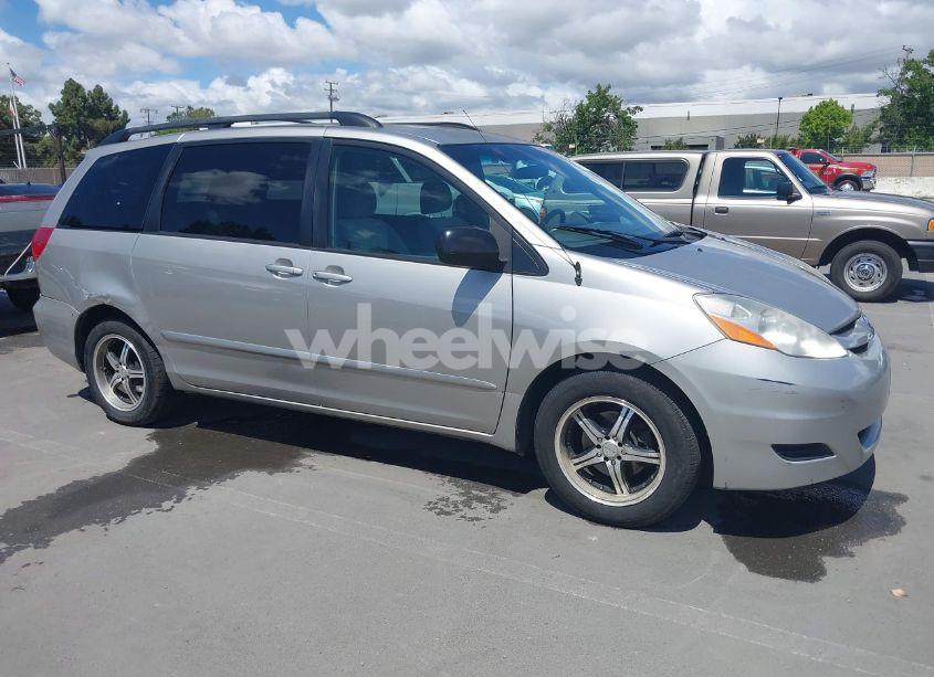 2008 Toyota Sienna LE (VIN 5TDZK23C48S191241) main photo
