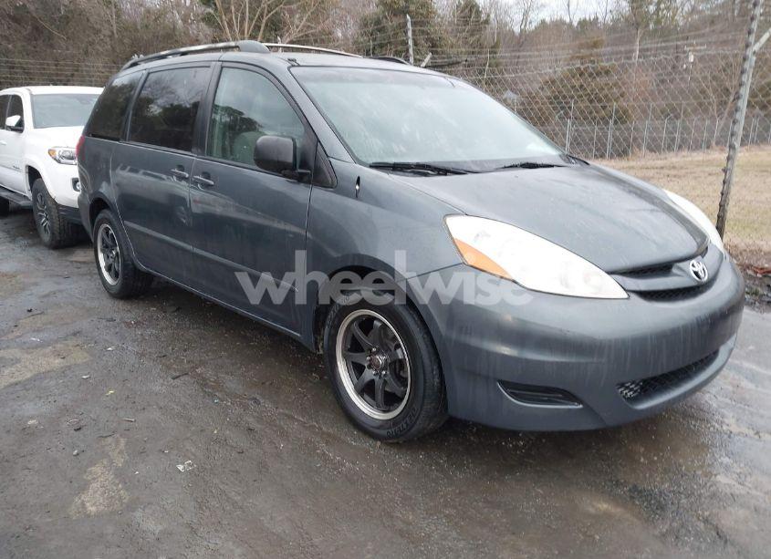 2008 Toyota Sienna LE (VIN 5TDZK23C48S201430) main photo