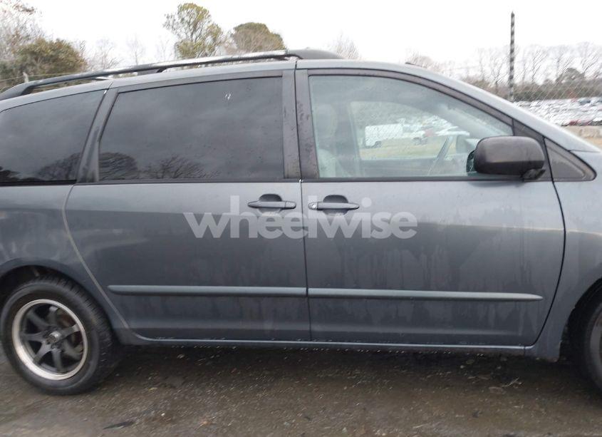 Photo 13 of 2008 Toyota Sienna LE (VIN 5TDZK23C48S201430)