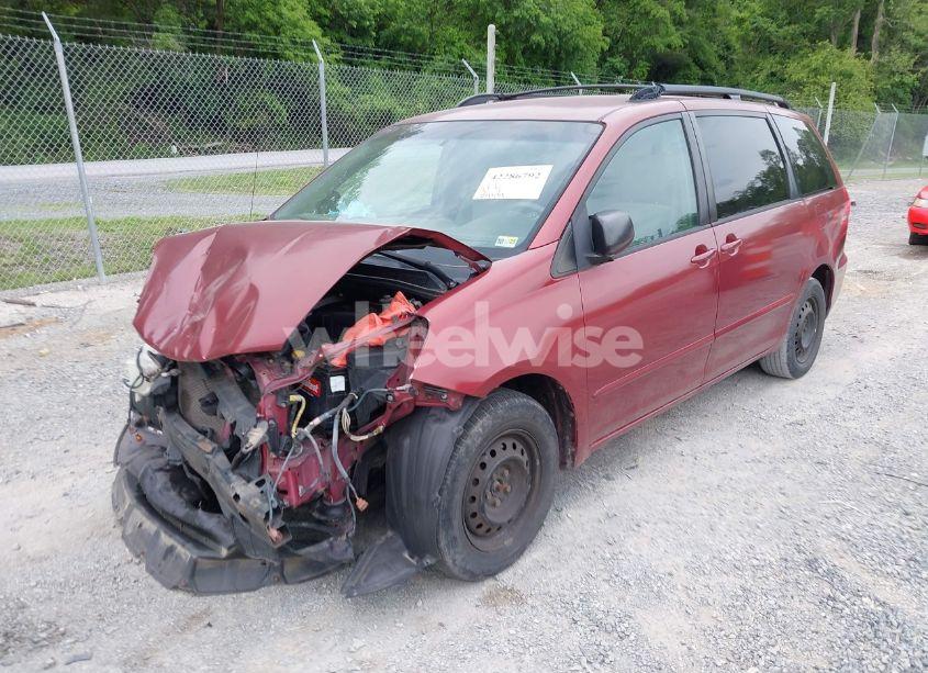 Photo 2 of 2008 Toyota Sienna LE (VIN 5TDZK23C48S222228)