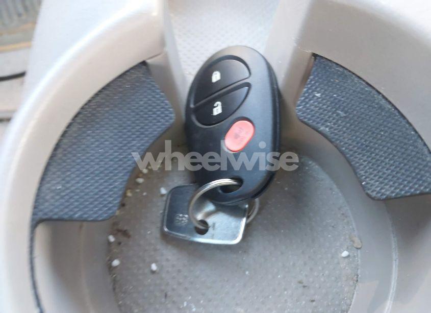 Photo 11 of 2009 Toyota Sienna CE (VIN 5TDZK23C49S243145)