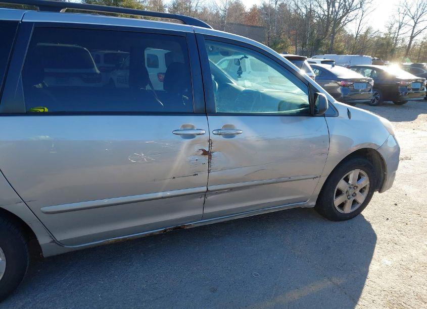 Photo 6 of 2009 Toyota Sienna LE (VIN 5TDZK23C49S256669)