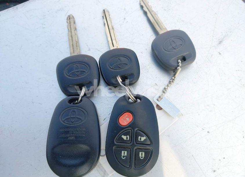 Photo 11 of 2009 Toyota Sienna LE (VIN 5TDZK23C49S268630)