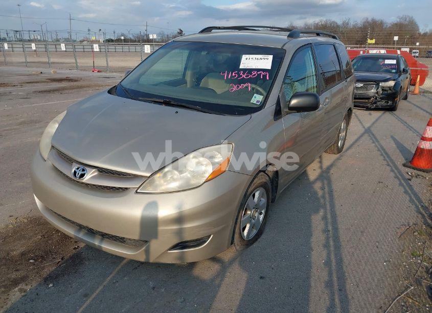 Photo 2 of 2009 Toyota Sienna LE (VIN 5TDZK23C49S268630)