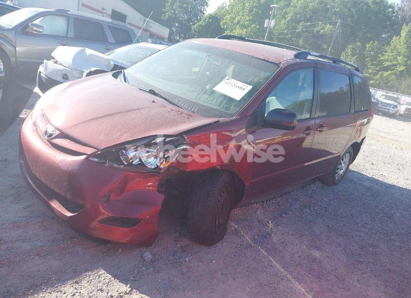 Photo 2 of 2009 Toyota Sienna LE (VIN 5TDZK23C49S274590)