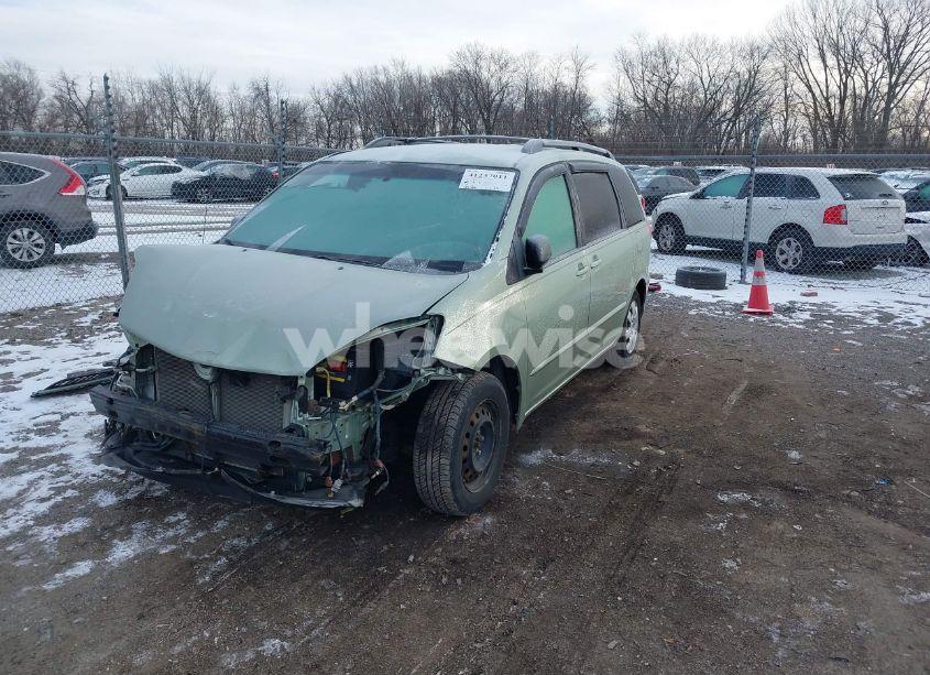 Photo 2 of 2009 Toyota Sienna LE (VIN 5TDZK23C49S276663)