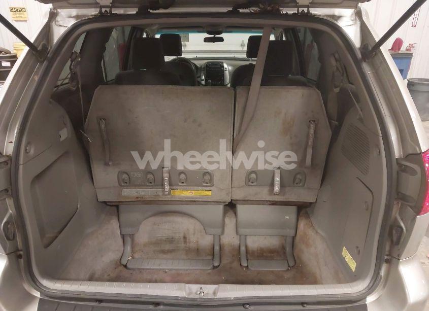 Photo 18 of 2009 Toyota Sienna LE (VIN 5TDZK23C49S278526)