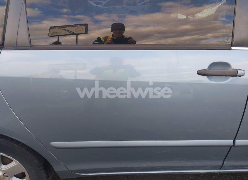 Photo 17 of 2007 Toyota Sienna LE (VIN 5TDZK23C57S015099)