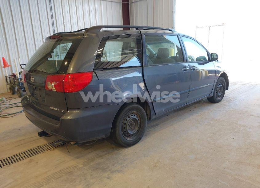 Photo 4 of 2007 Toyota Sienna CE/LE (VIN 5TDZK23C57S044375)