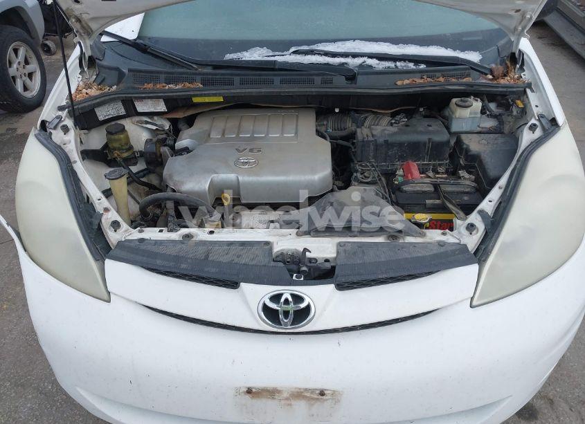 Photo 10 of 2007 Toyota Sienna LE (VIN 5TDZK23C57S065887)