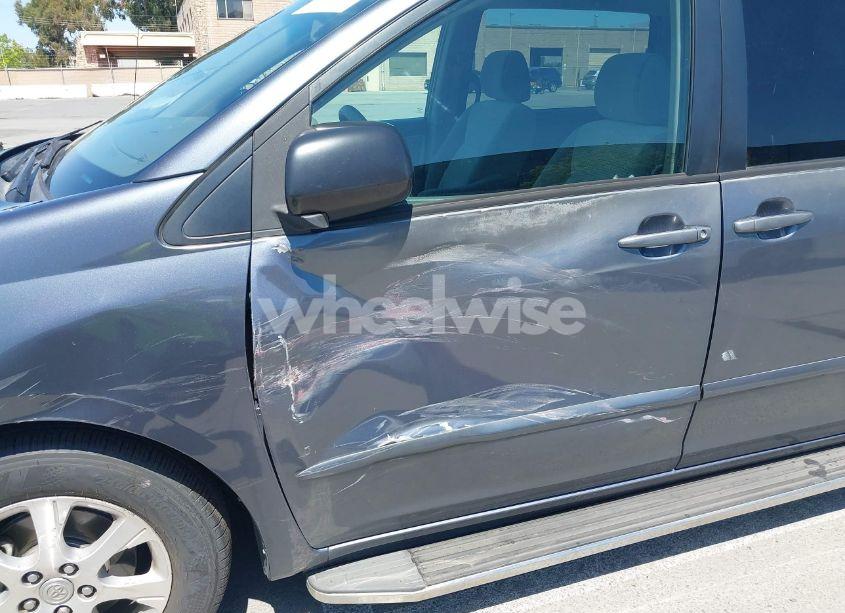 Photo 6 of 2007 Toyota Sienna LE (VIN 5TDZK23C57S073598)