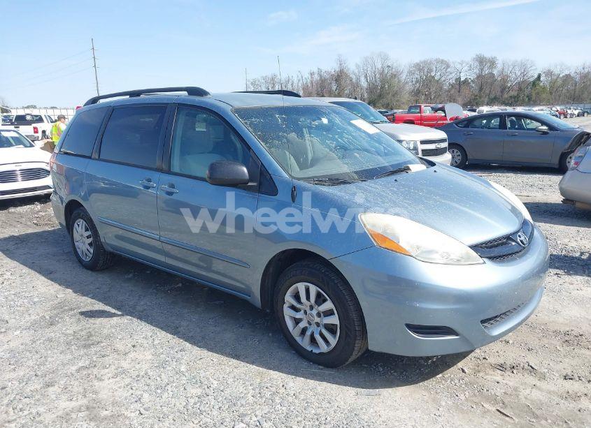 2007 Toyota Sienna LE (VIN 5TDZK23C57S083127) main photo