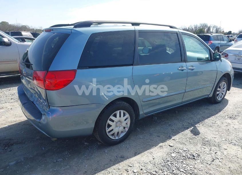 Photo 4 of 2007 Toyota Sienna LE (VIN 5TDZK23C57S083127)