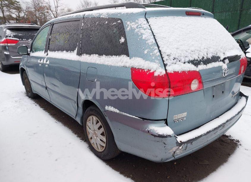 Photo 3 of 2007 Toyota Sienna LE (VIN 5TDZK23C57S087372)