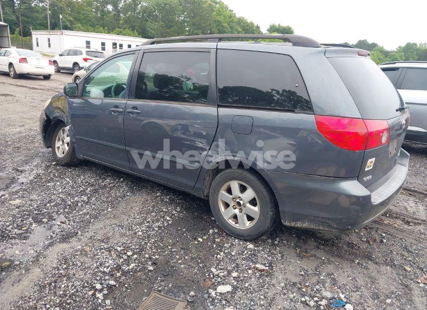 Photo 3 of 2008 Toyota Sienna LE (VIN 5TDZK23C58S103460)