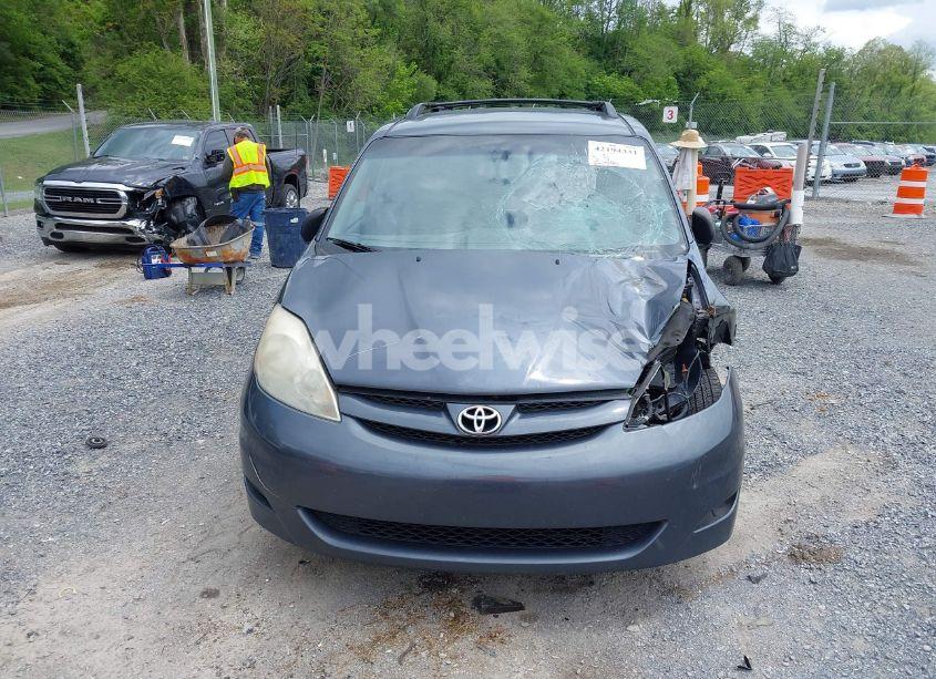 Photo 12 of 2008 Toyota Sienna LE (VIN 5TDZK23C58S104611)
