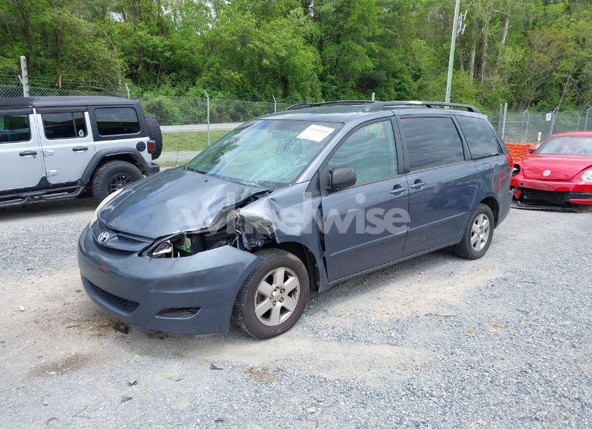 Photo 2 of 2008 Toyota Sienna LE (VIN 5TDZK23C58S104611)