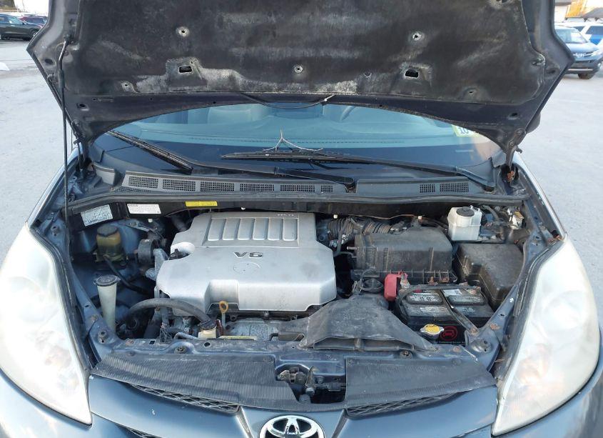 Photo 10 of 2008 Toyota Sienna LE (VIN 5TDZK23C58S114085)