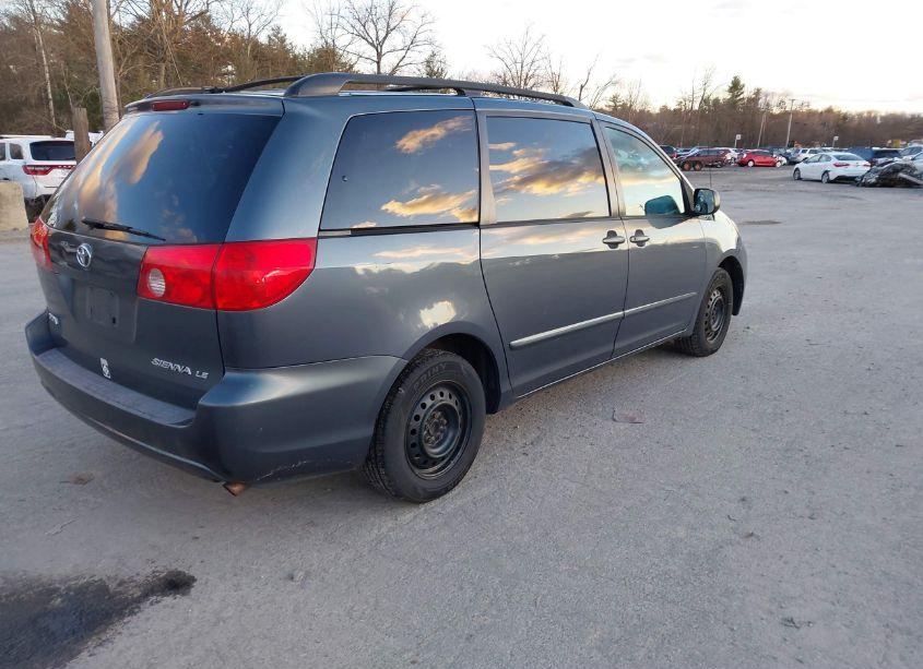 Photo 4 of 2008 Toyota Sienna LE (VIN 5TDZK23C58S114085)