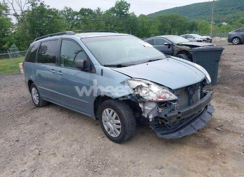 2008 Toyota Sienna LE (VIN 5TDZK23C58S140895) main photo