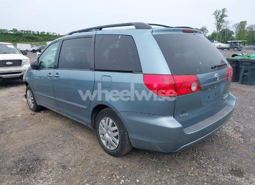 Photo 3 of 2008 Toyota Sienna LE (VIN 5TDZK23C58S140895)