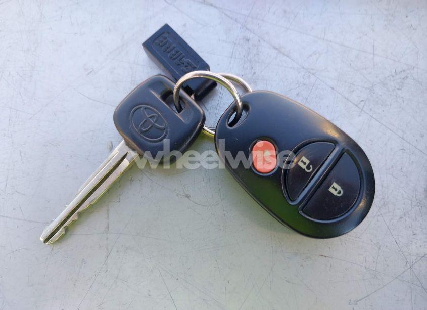 Photo 11 of 2008 Toyota Sienna CE (VIN 5TDZK23C58S141321)