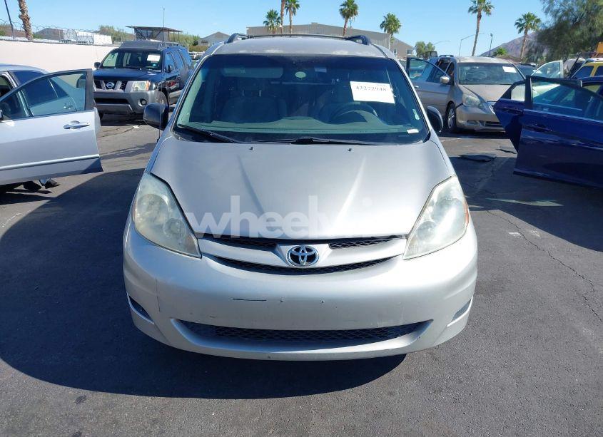 Photo 12 of 2008 Toyota Sienna CE (VIN 5TDZK23C58S141321)