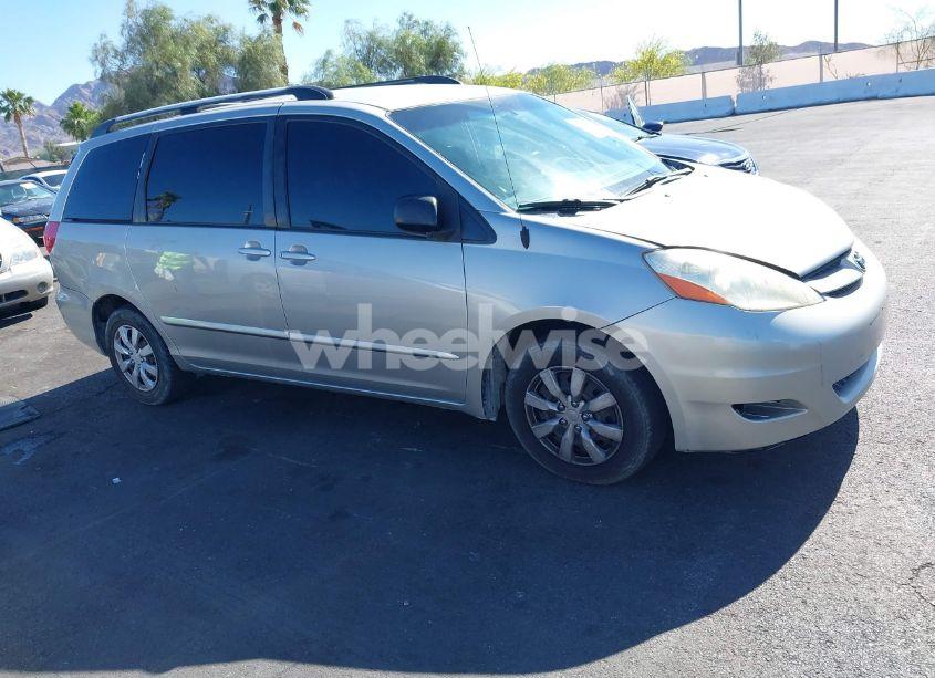 Photo 13 of 2008 Toyota Sienna CE (VIN 5TDZK23C58S141321)