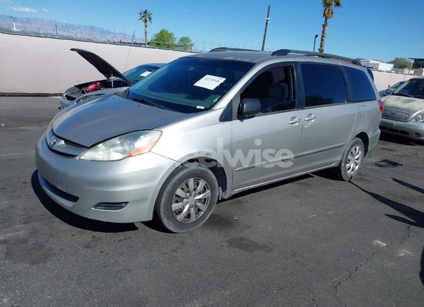 Photo 2 of 2008 Toyota Sienna CE (VIN 5TDZK23C58S141321)