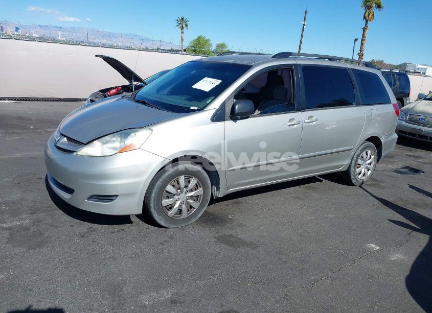 Photo 6 of 2008 Toyota Sienna CE (VIN 5TDZK23C58S141321)