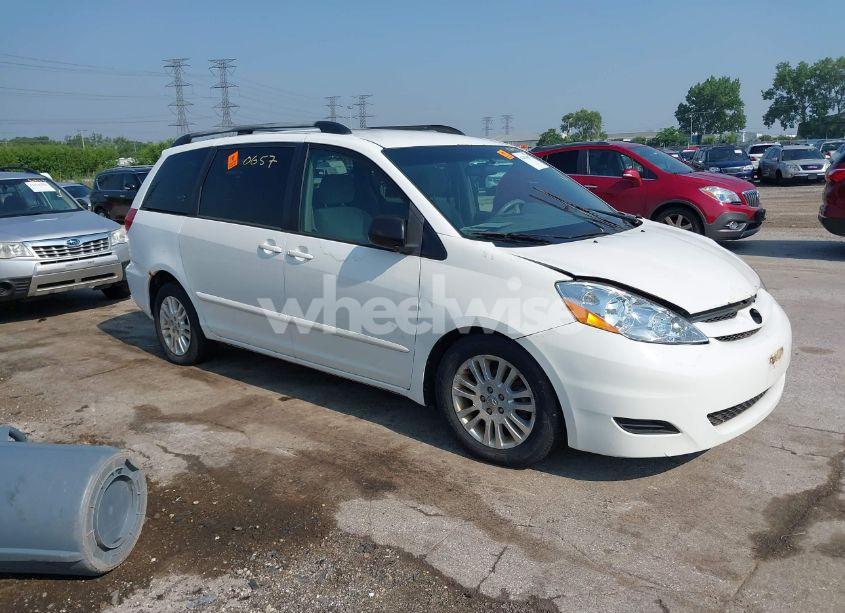 2008 Toyota Sienna LE (VIN 5TDZK23C58S155686) main photo
