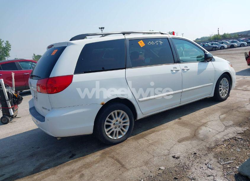 Photo 4 of 2008 Toyota Sienna LE (VIN 5TDZK23C58S155686)