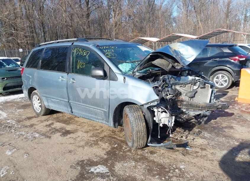 2008 Toyota Sienna LE (VIN 5TDZK23C58S160662) main photo