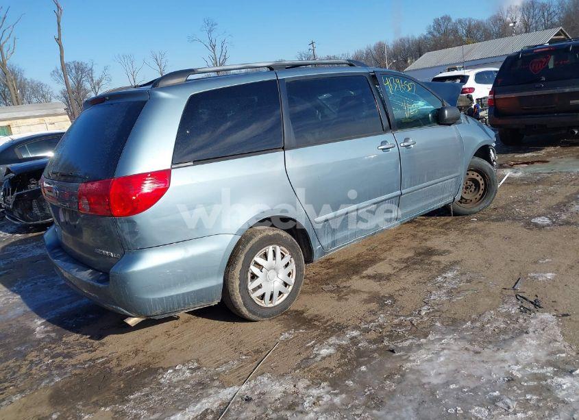 Photo 4 of 2008 Toyota Sienna LE (VIN 5TDZK23C58S160662)