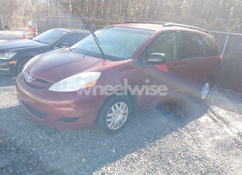 Photo 2 of 2008 Toyota Sienna LE (VIN 5TDZK23C58S188235)