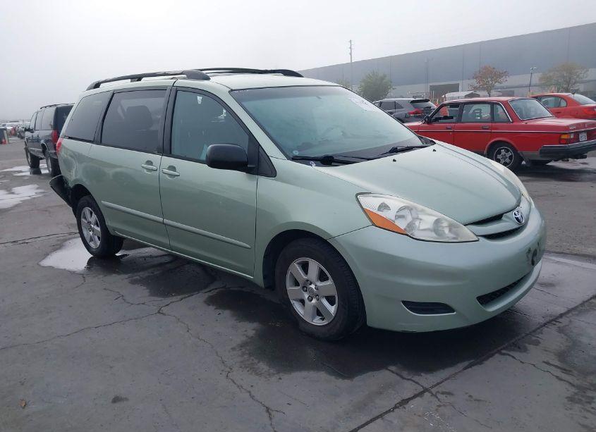 2009 Toyota Sienna LE (VIN 5TDZK23C59S254154) main photo